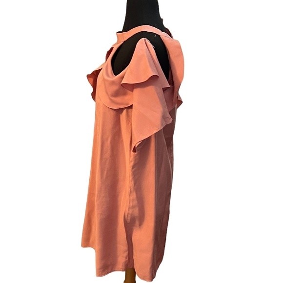 BCBGeneration Peach Mock Neck Cold shoulder Ruffle Halter Dress Size Large - Picture 5 of 10